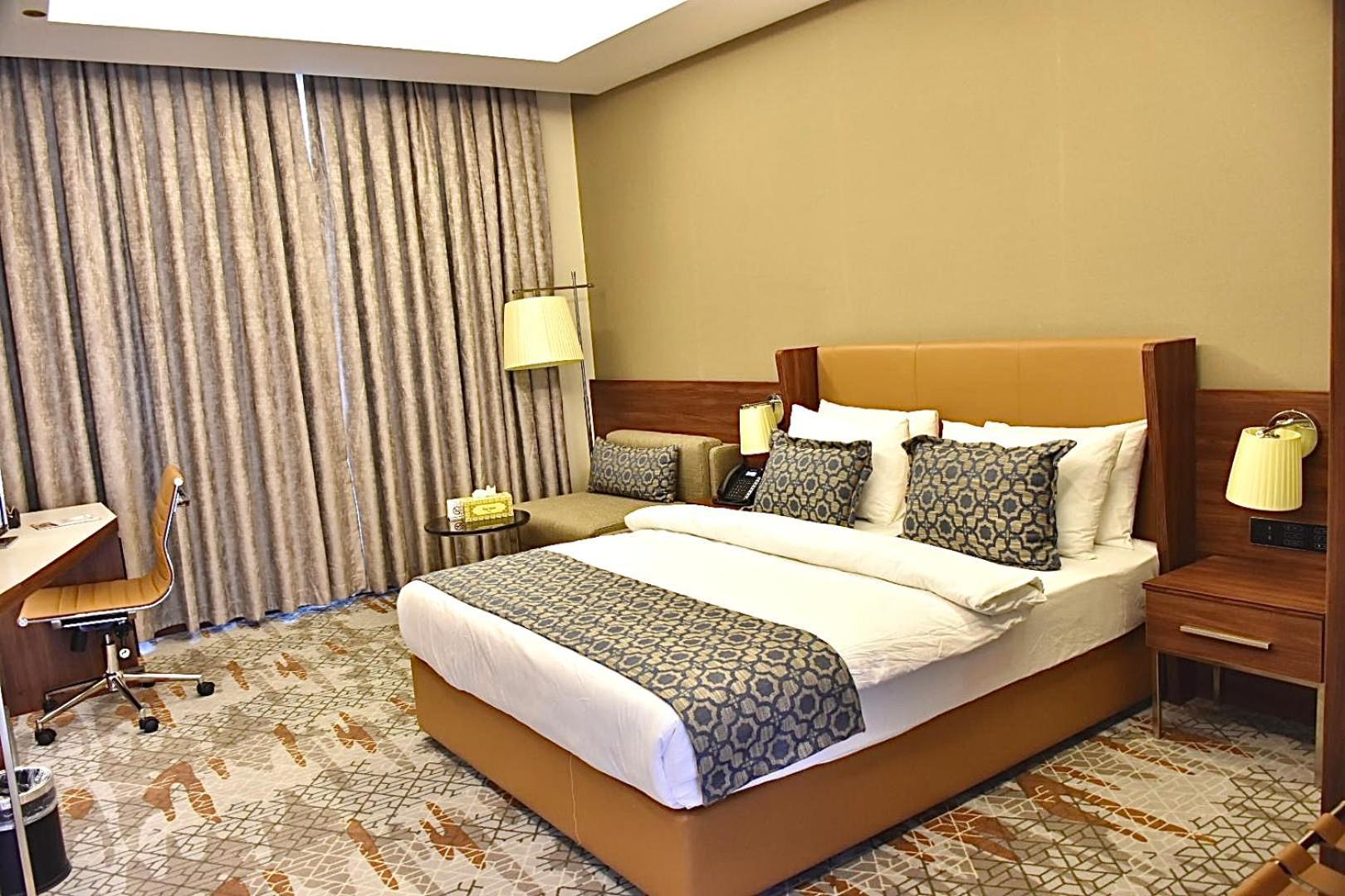 Royal Vista Hotel Ибри Экстерьер фото